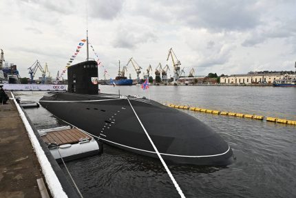 подводная лодка Якутск, Адмиралтейские верфи, судостроение
