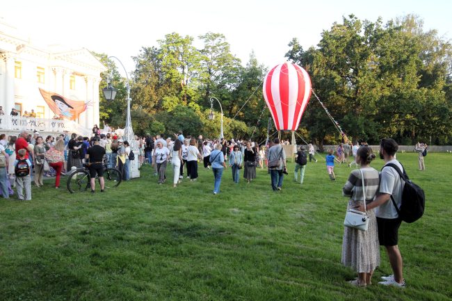 фестиваль уличных театров