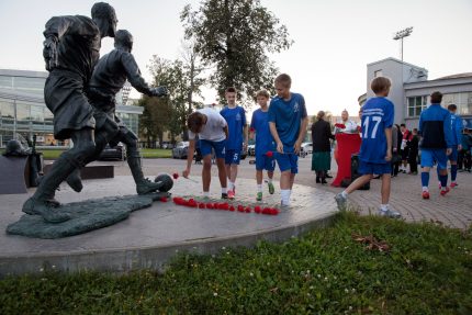 церемония памяти блокадного футбольного матча