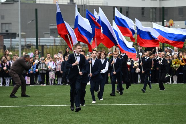 день знаний, открытие второго корпуса школы 161, флаги России
