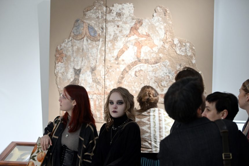 Пенджикентские росписи, реставрационно-хранительский центр Эрмитажа, выставка