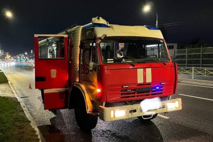 автомобиль МЧС, поисково-спасательная служба