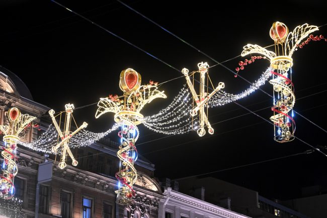новогодние украшения, Невский проспект