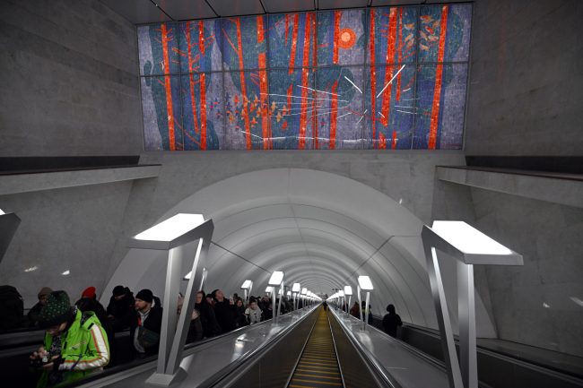 станция метро "Юго-Западная", эскалатор