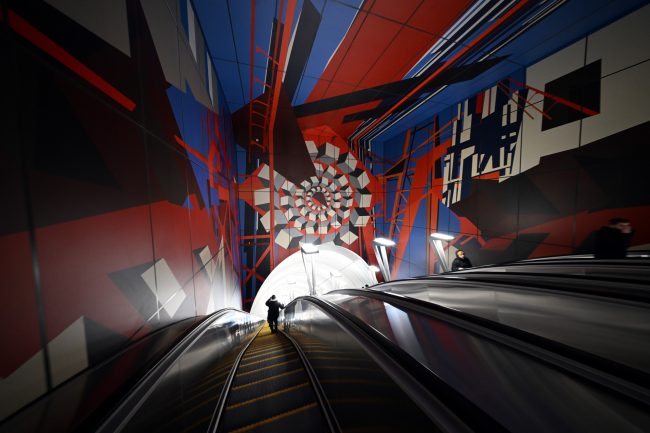 станция метро "Путиловская", эскалатор