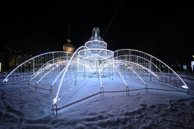 новогодние украшения, Александровский сад, Адмиралтейство, световой фонтан