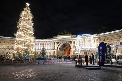 новогодние украшения, Главная городская ёлка, Дворцовая площадь