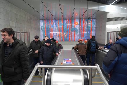 эскалатор, станция метро "Путиловская"