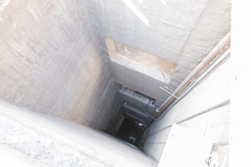 канализационный коллектор на Петровском острове