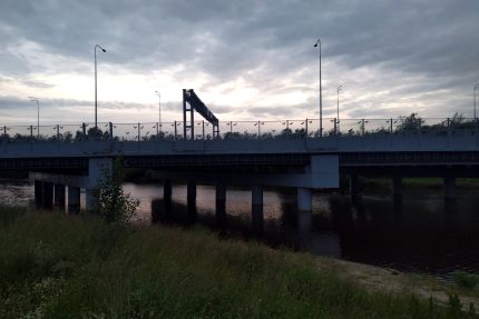 Шуваловский проспект, мост через реку Глухарка