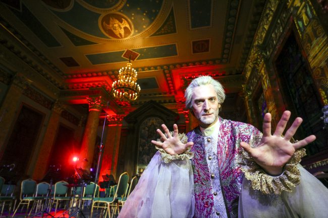 вторая сцена музыкального театра имени Шаляпина, Мюзик-Холл, бывшая англиканская церковь Иисуса Христа, Английская набережная 56