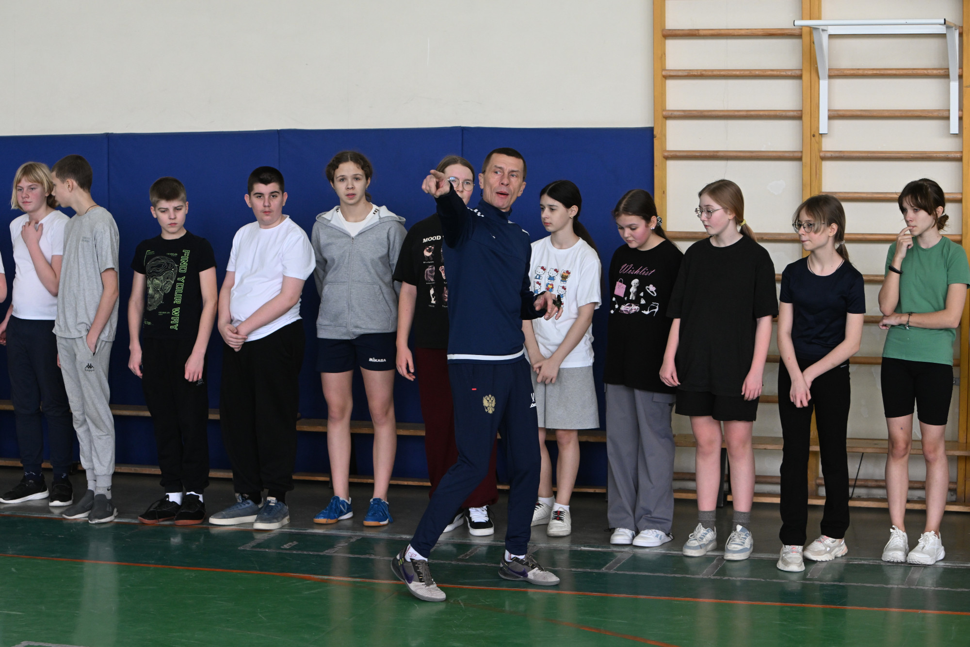 тренер Виктор Ляшук, школа 471, Парголово, учитель физкультуры