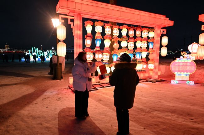 световые инсталляции, восточный Новый год, новый год по лунному календарю, китайские фонари
