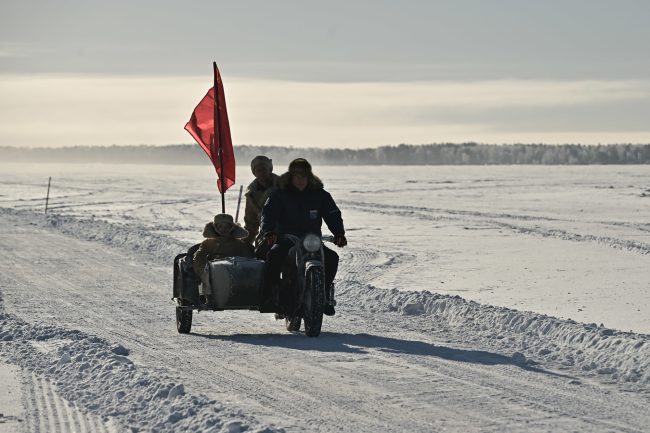 реконструкция автомобильного конвоя Дороги жизни, Ладожское озеро, Ленинградская область, ретроавтомобили, Александр Дрозденко