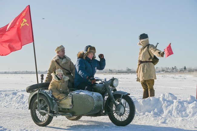 реконструкция автомобильного конвоя Дороги жизни, Ладожское озеро, Ленинградская область, ретроавтомобили, Александр Дрозденко