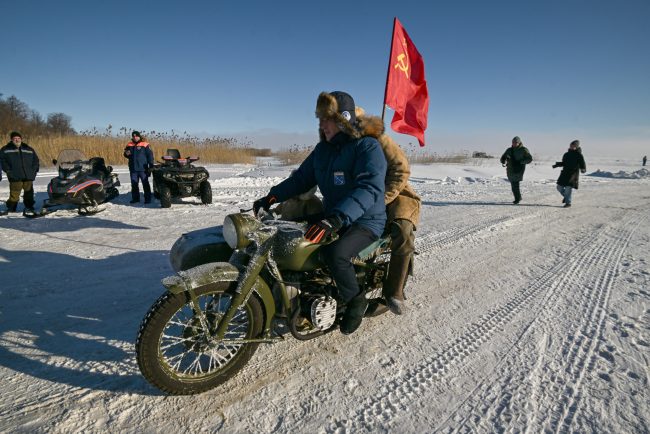 реконструкция автомобильного конвоя Дороги жизни, Ладожское озеро, Ленинградская область, ретроавтомобили, Александр Дрозденко
