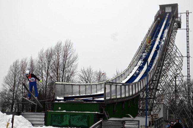 лыжный спорт, прыжки на лыжах с трамплина, токсовские трамплины