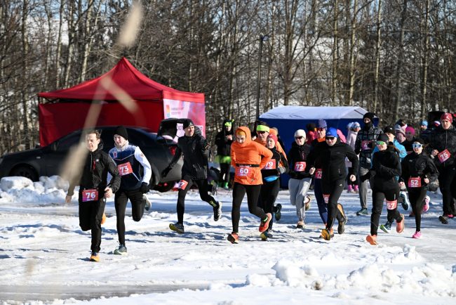 парный забег 23&8, лёгкая атлетика, бег, спорт, 8 марта