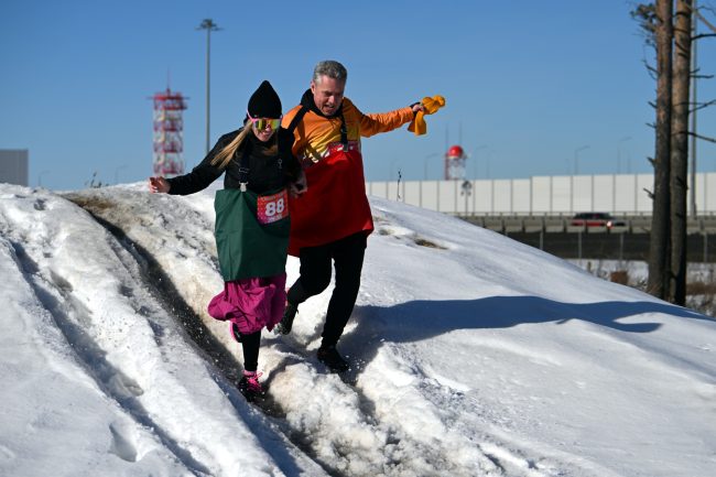 парный забег 23&8, лёгкая атлетика, бег, спорт, 8 марта