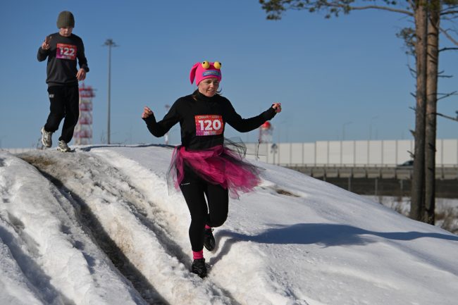 парный забег 23&8, лёгкая атлетика, бег, спорт, 8 марта