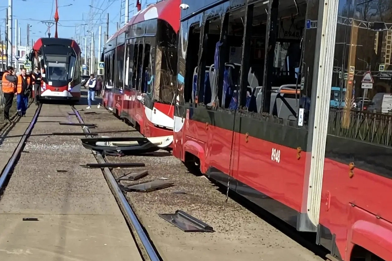 дтп, столкновение трамваев, Петергофское шоссе