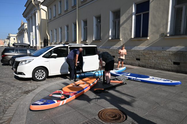 Фонтанка SUP, SUP-серфинг