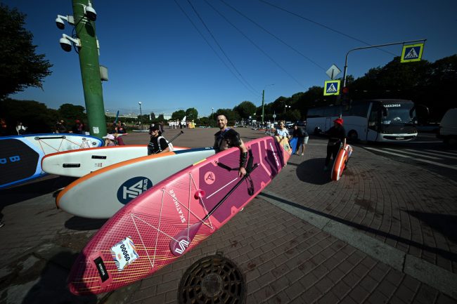 Фонтанка SUP, SUP-серфинг
