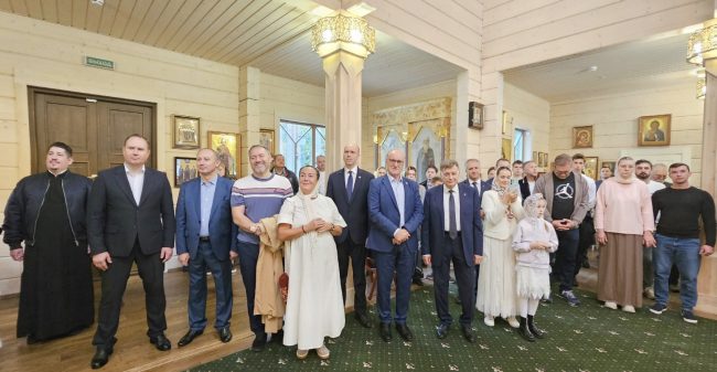 храм в Солнечном, митрополит Варсонофий, Александр Бельский